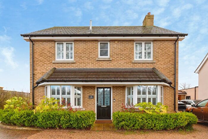 4 Bedroom Detached House For Sale In Greengates Close, Great Leighs, Chelmsford, CM3