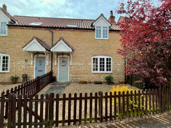 3 Bedroom Semi-Detached House For Sale In Thorold Way, Harmston, Lincoln, LN5