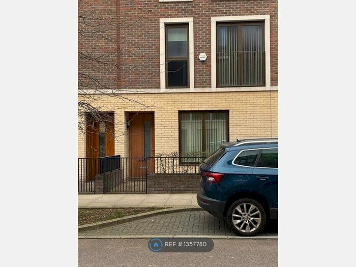 3 Bedroom Maisonette To Rent In Peloton Avenue, London, E20