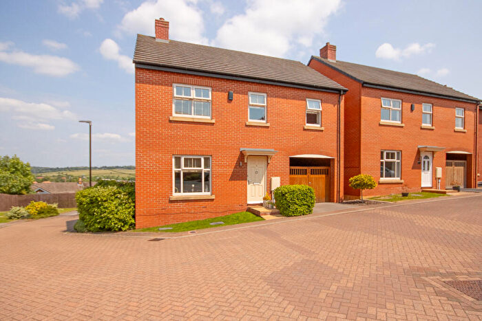 4 Bedroom Detached House For Sale In Zouche Close, Heanor, DE75