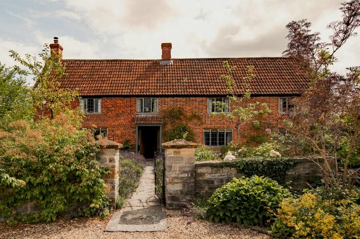 4 Bedroom Detached House For Sale In Ashill, Ilminster, Somerset, TA19