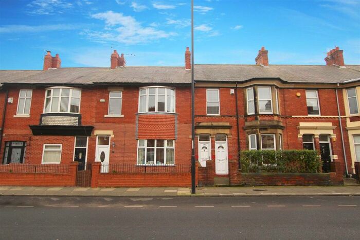 3 Bedroom Flat To Rent In Trevor Terrace, North Shields, NE30