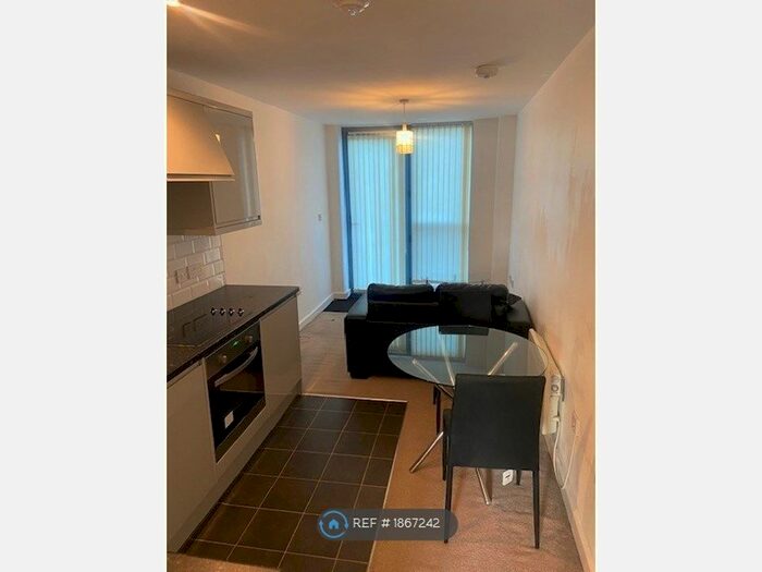 1 Bedroom Flat To Rent In Skinner Lane, Leeds, LS7