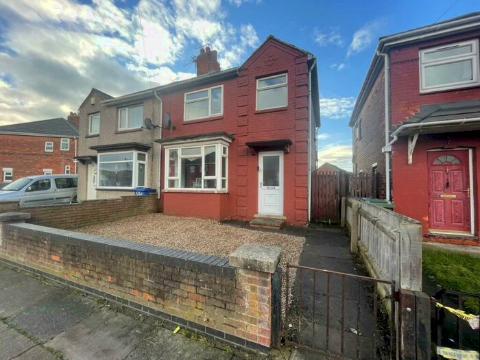 3 Bedroom Semi-Detached House To Rent In Second Avenue, Grimsby, DN33