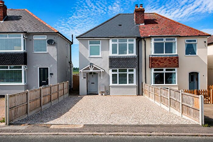 3 Bedroom Semi-Detached House For Sale In Sandwich Road, Woodnesborough, Sandwich, Kent, CT13