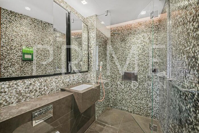 2 Bedroom Apartment For Sale In One Park Drive, Canary Wharf, London, E14