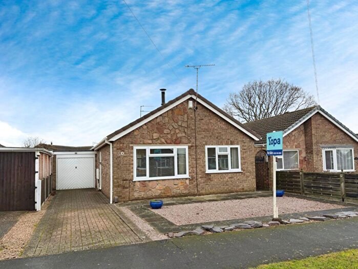 2 Bedroom Detached Bungalow For Sale In Stone Moor Road, North Hykeham, LN6