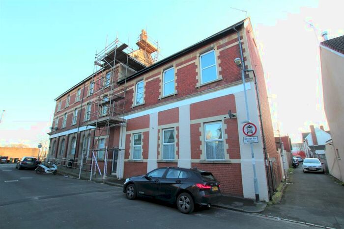 1 Bedroom Flat To Rent In Meadow Street - Avonmouth, BS11