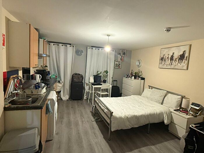 Studio To Rent In Stretford Road, Old Trafford, M15