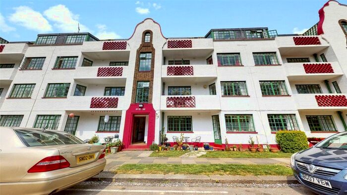 3 Bedroom Flat To Rent In Ealing Village, Ealing, London, W5