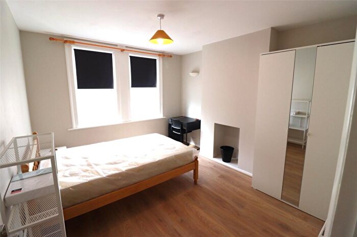 2 Bedroom Maisonette To Rent In High Street, Twerton, Bath, BA2