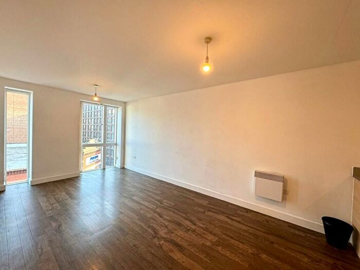 1 Bedroom Flat For Sale In Essex Street, Birmingham, B5