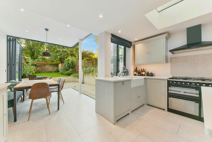 4 Bedroom Terraced House To Rent In Milton Road, London, SE24