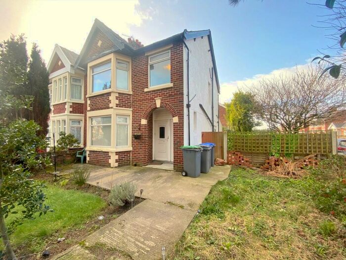 1 Bedroom Flat To Rent In St Annes Road, Blackpool, FY4