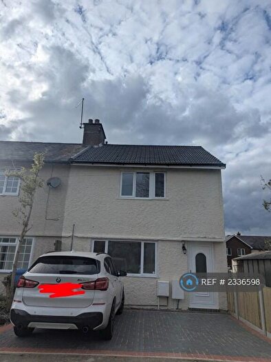 3 Bedroom Terraced House To Rent In Goodden Crescent, Farnborough, GU14