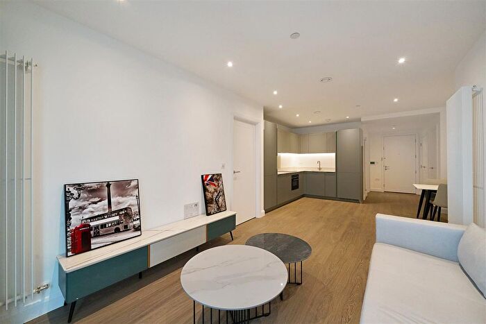 1 Bedroom Flat To Rent In Wellspring House, Royal Eden Dock, London, Western Gateway, E16