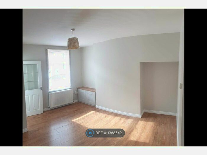 2 Bedroom Terraced House To Rent In Dickinson Street, Darlington, DL1