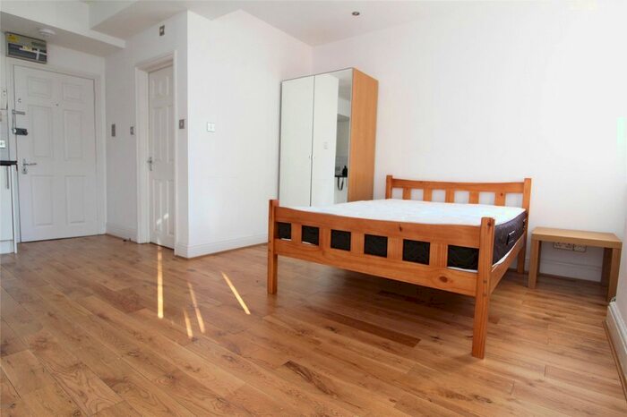 Studio To Rent In Gateforth Street, London, NW8