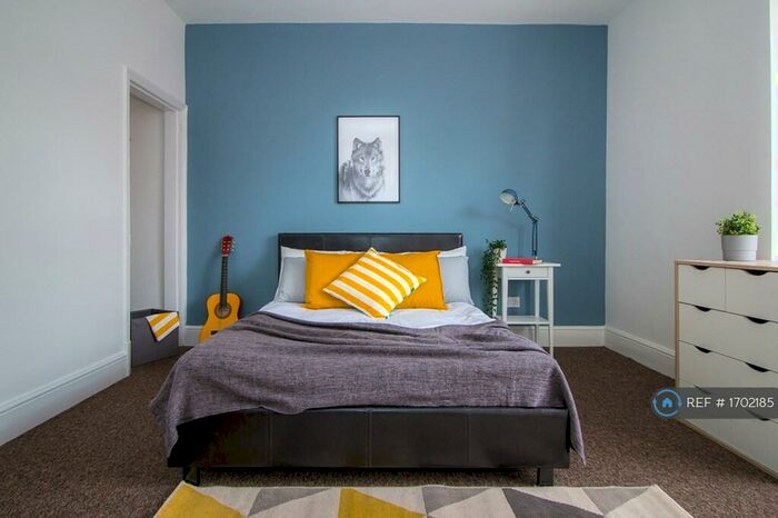 5 Bedroom Terraced House To Rent In Bramley Road, Leicester, LE3