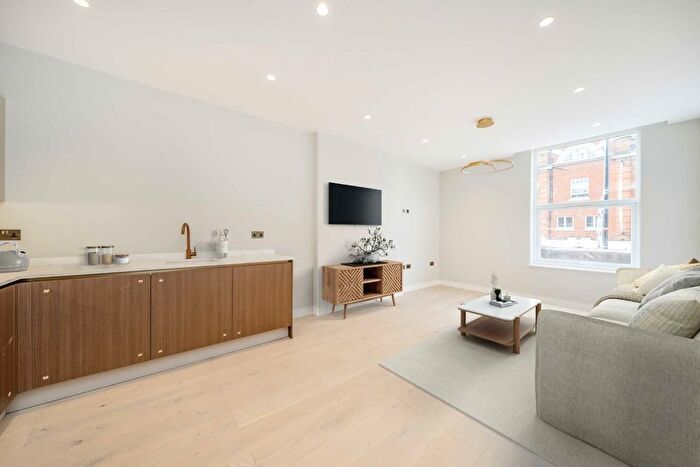 2 Bedroom Flat For Sale In The Broadway, Wimbledon, SW19