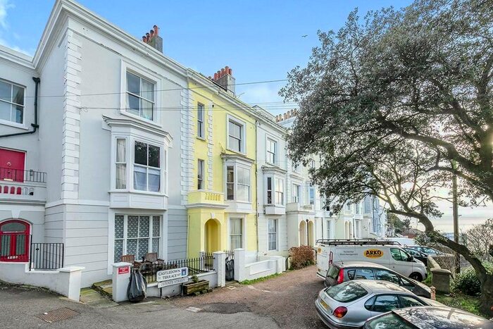 2 Bedroom Flat To Rent In Castledown Terrace, Hastings, East Sussex TN34
