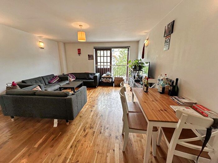 4 Bedroom Town House To Rent In Pump House Close, London, SE16