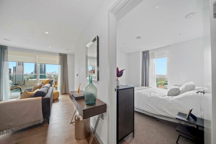 2 Bedroom Apartment To Rent In Mawes House, SE17