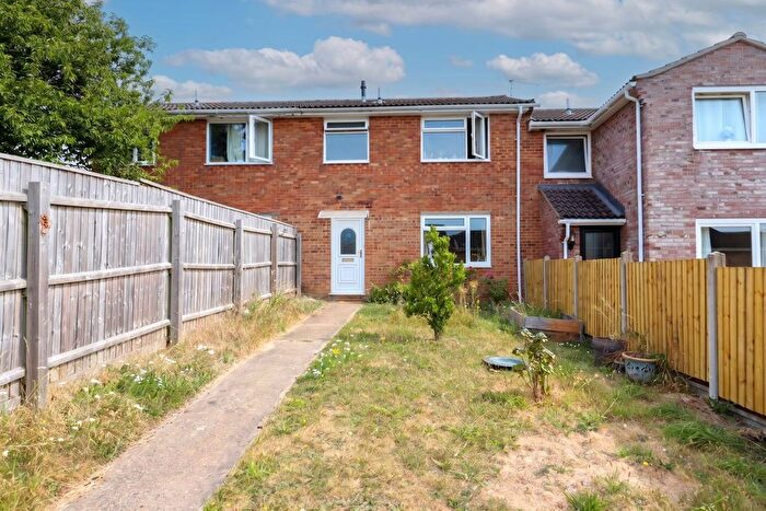 3 Bedroom Terraced House For Sale In Staverton Walk, Blandford Forum, DT11