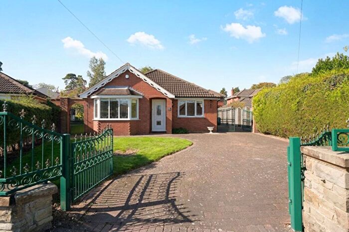 2 Bedroom Detached Bungalow For Sale In Mill View, Waltham, DN37