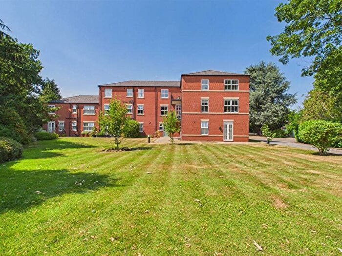 2 Bedroom Apartment For Sale In De Ferrers Court, Duffield, Belper, Derbyshire, DE56