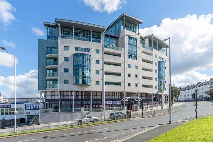 1 Bedroom Apartment To Rent In The Crescent, Plymouth, PL1
