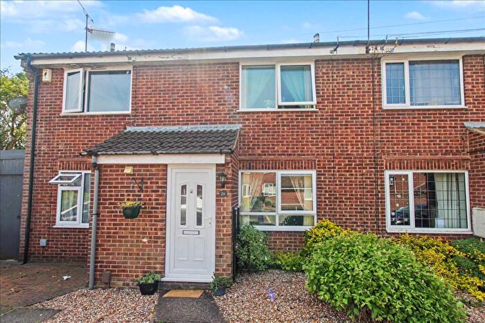 2 Bedroom Town House For Sale In Hackworth Close, Newthorpe, Nottingham, NG16