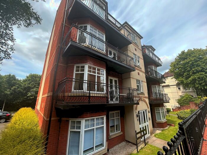 2 Bedroom Flat To Rent In Pennant Court, Penn Road, Wolverhampton, WV3