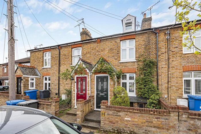 3 Bedroom Terraced House For Sale In Gordon Road, Windsor, SL4