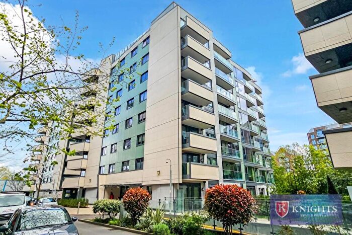 1 Bedroom Flat To Rent In Kingfisher Heights, Waterside Way, Tottenham, London, N17