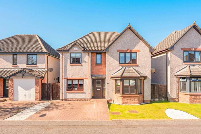 4 Bedroom Detached House For Sale In Old Hall Knowe Place, Bathgate, EH48