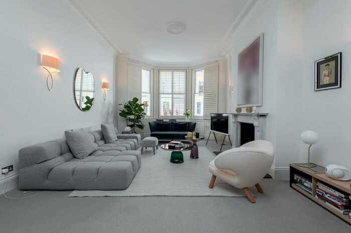4 Bedroom Flat To Rent In Manson Place, South Kensington, London, SW7