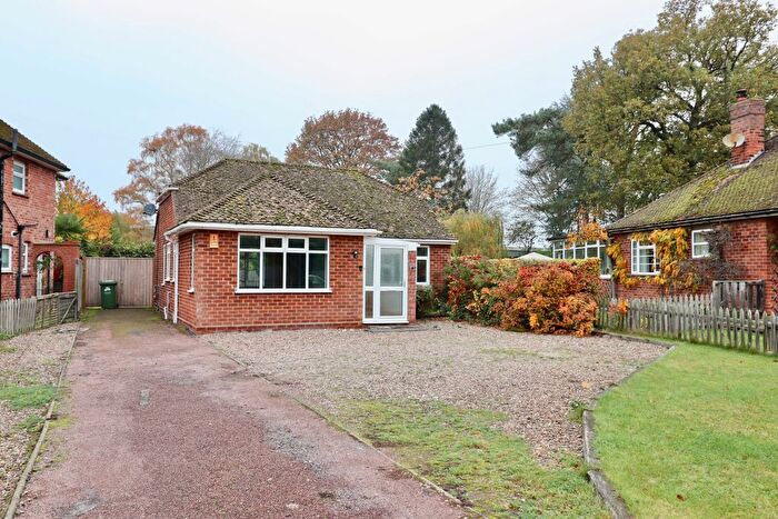 2 Bedroom Detached Bungalow For Sale In Caistor Road, Market Rasen, LN8