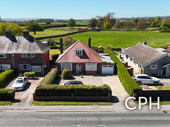 3 Bedroom Detached House For Sale In Ayton Road, Seamer, YO12