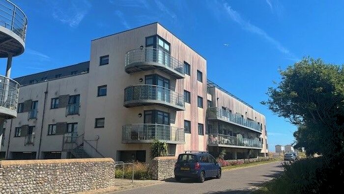 2 Bedroom Flat To Rent In The Waterfront, Goring-By-Sea, BN12