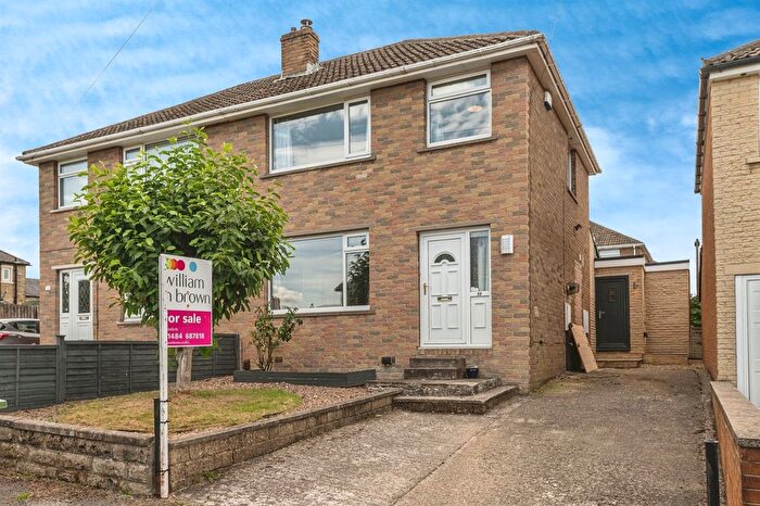 3 Bedroom Semi-Detached House For Sale In Westcroft, Honley, Holmfirth, HD9