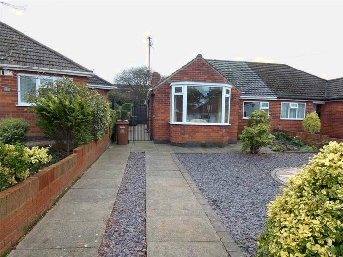 Houses for sale & to rent in DN34 5LB, Carnforth Crescent, South Grimsby