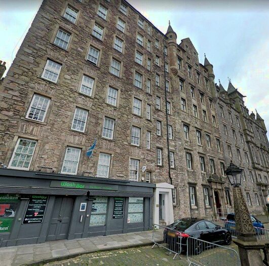 Apartment To Rent In North Bank Street, Mound Apartments, Edinburgh, EH1