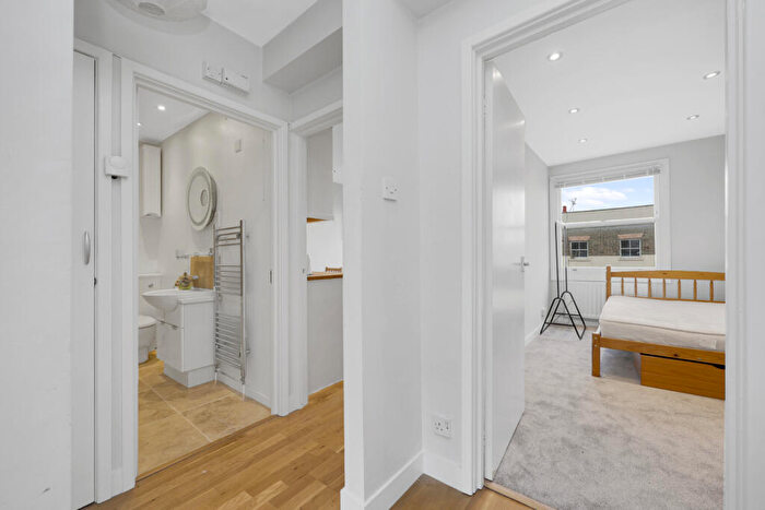 2 Bedroom Flat To Rent In Arthur Road, Upper Holloway, N7