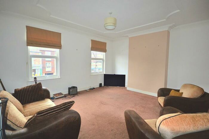 2 Bedroom Apartment To Rent In Marsland Road, Sale, M33