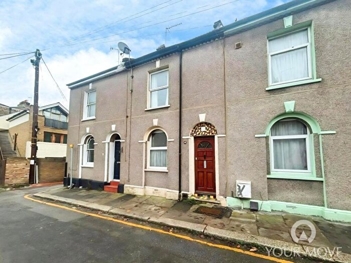 2 Bedroom Terraced House To Rent In Bernard Street, Gravesend, DA12