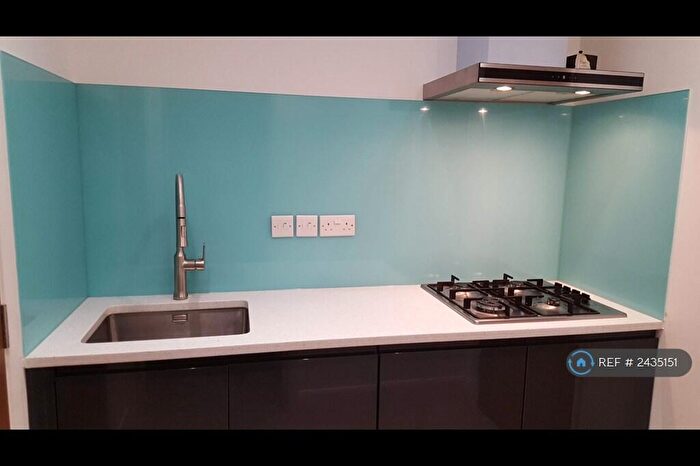 Studio To Rent In Northfield Road, Barnet, EN4