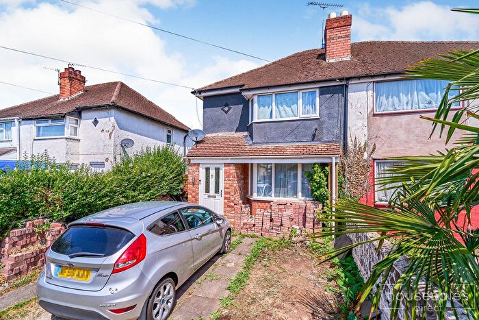 3 Bedroom Semi-Detached House For Sale In Sion Avenue, Kidderminster, DY10