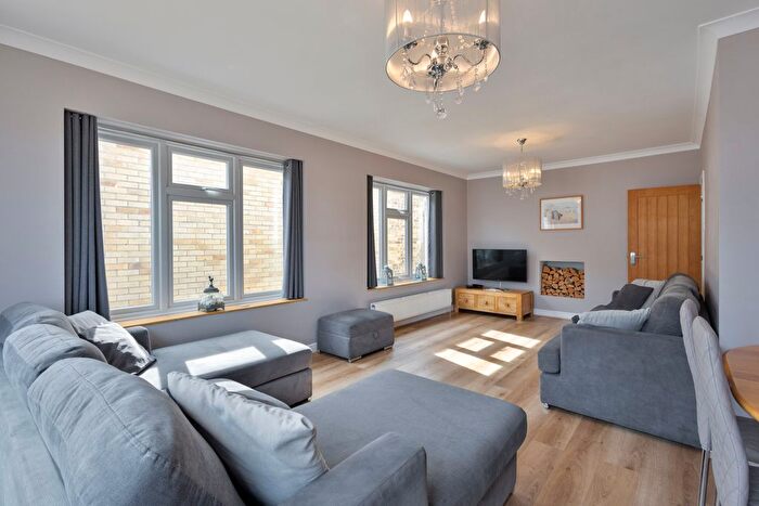 6 Bedroom Bungalow For Sale In Coast Drive, New Romney, TN28