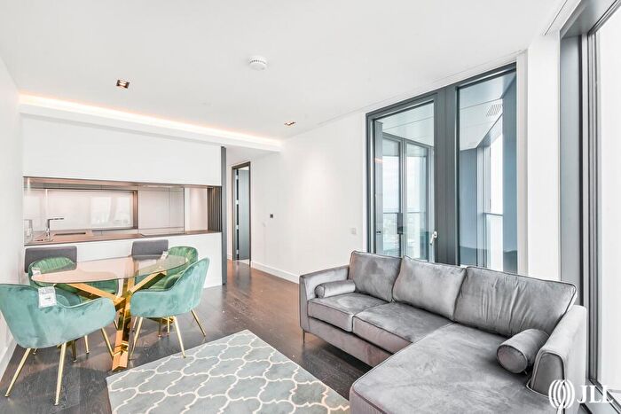 1 Bedroom Flat To Rent In Amory Tower, Marsh Wall, E14